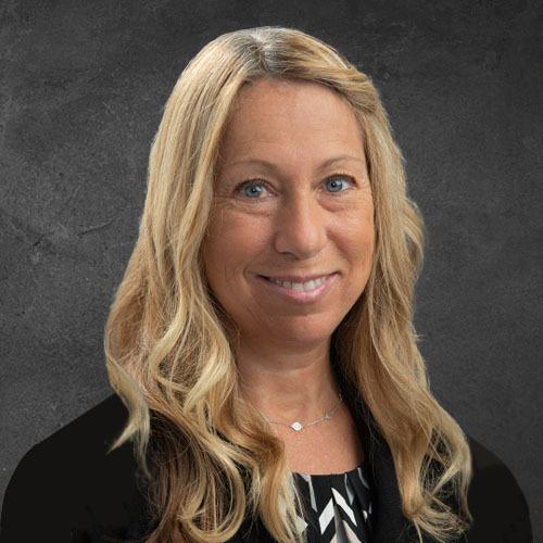 CW Headshot Robyn Flynn