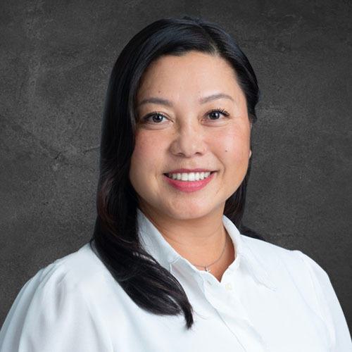 CW Headshot Sharon Simmons